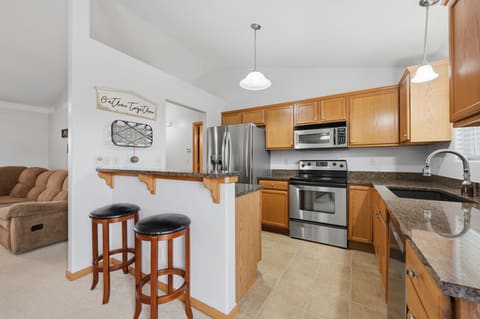 10701 W Lamp Cir, Wichita, KS, 67215 photo 10