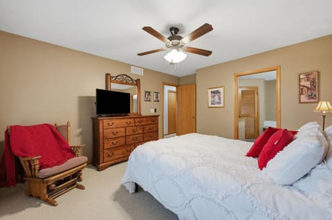 10701 W Lamp Cir, Wichita, KS, 67215 photo 14