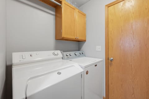 10701 W Lamp Cir, Wichita, KS, 67215 photo 17
