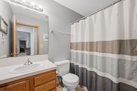 10701 W Lamp Cir, Wichita, KS, 67215 photo 20