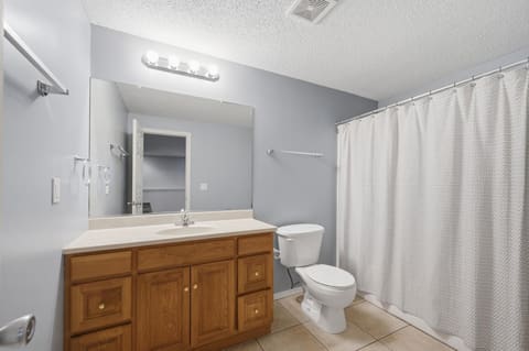 10701 W Lamp Cir, Wichita, KS, 67215 photo 26