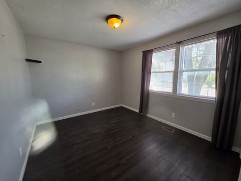 1060 N Water, Wichita, KS, 67204 photo 3