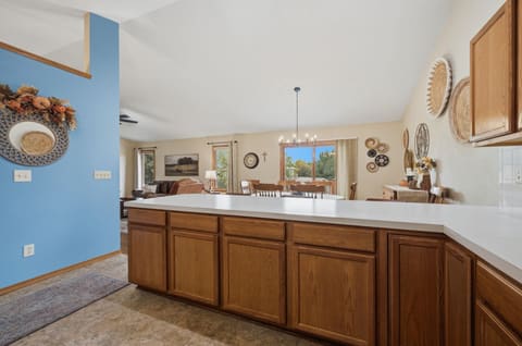 2415 Eastridge Court, Goddard, KS, 67052 photo 9