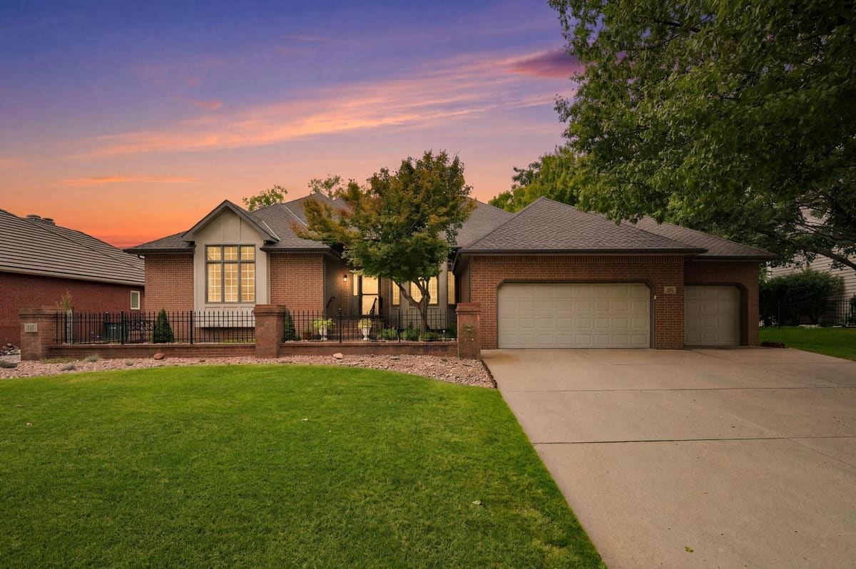 2411 N High Point Cir, Wichita, KS, 67205