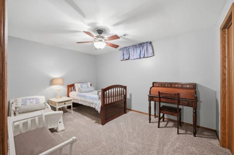 2411 N High Point Cir, Wichita, KS, 67205 photo 27