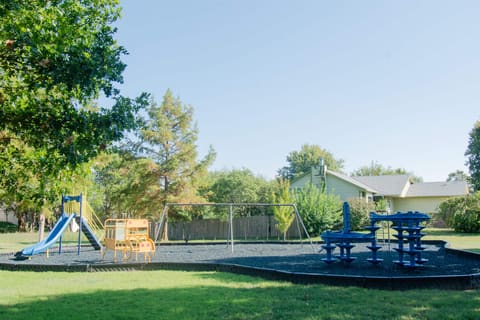 1661 N Prairie Run Circle, Mulvane, KS, 67110 photo 4