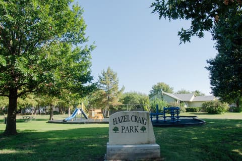 1661 N Prairie Run Circle, Mulvane, KS, 67110 photo 6