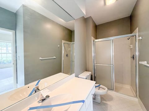 6836 Glenwood St, Overland Park, KS, 66204 photo 12
