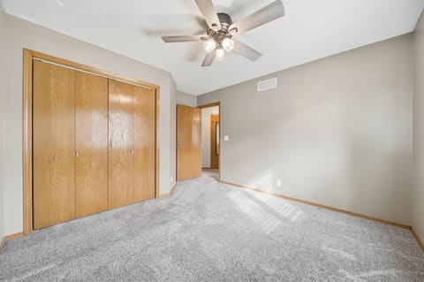 1527 N Pine Grove St, Wichita, KS, 67212 photo 6