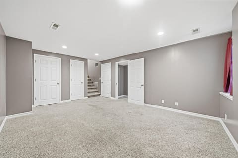 1527 N Pine Grove St, Wichita, KS, 67212 photo 10