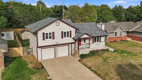 1527 N Pine Grove St, Wichita, KS, 67212 photo 18