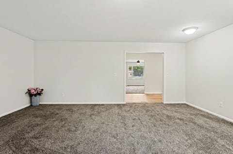 617 W 4th, Haysville, KS, 67060 photo 12