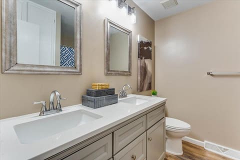849 N Brook Forest Rd, Derby, KS, 67037 photo 9