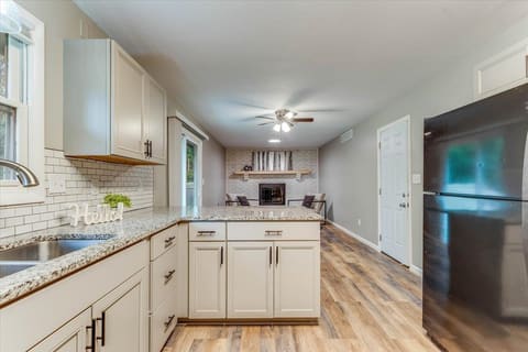 849 N Brook Forest Rd, Derby, KS, 67037 photo 6