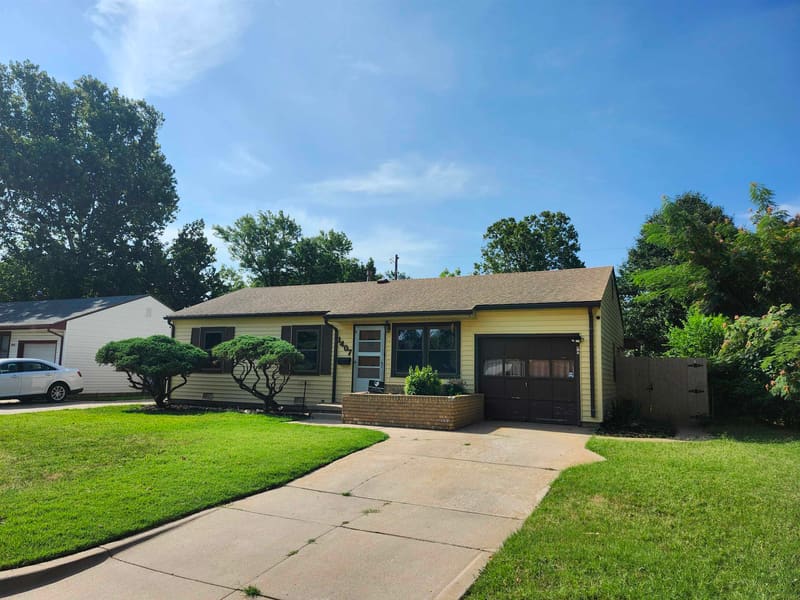 1407 E Crowley St, Wichita