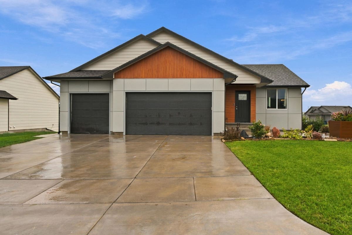 3103 E Reiss Ct, Park City, KS, 67219