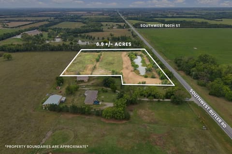 4608 SW Butler Rd, Benton, KS, 67017-9196 photo 3