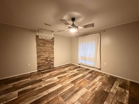 524 Meadowbrook CT, Newton, KS, 67114 photo 16