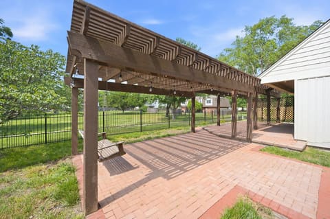 1506 N Caddy Court, Wichita, KS, 67212 photo 33