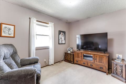 1105 N Hazelwood Ln, Wichita, KS, 67212 photo 13