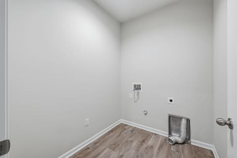 2717 S Cypress St, Wichita, KS, 67210-2475 photo 20