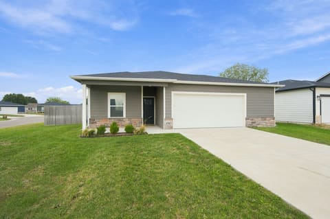 2717 S Cypress St, Wichita, KS, 67210-2475 photo 31