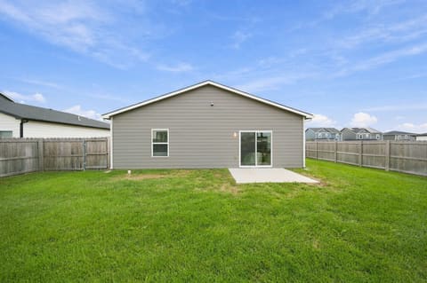 2717 S Cypress St, Wichita, KS, 67210-2475 photo 24