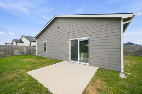 2717 S Cypress St, Wichita, KS, 67210-2475 photo 23