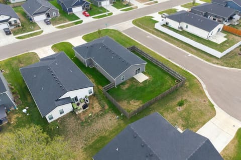 2717 S Cypress St, Wichita, KS, 67210-2475 photo 30
