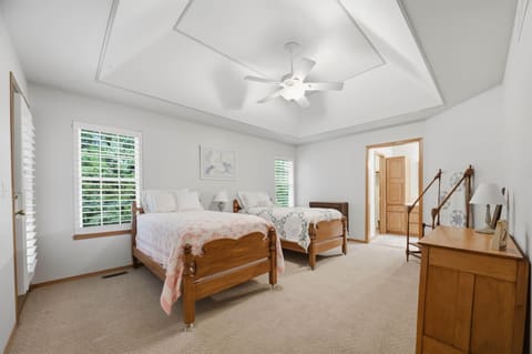 2833 N Plumthicket Cir, Wichita, KS, 67226 photo 16