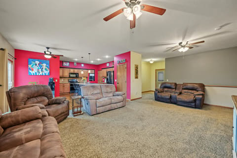 2872 Melanie Ln, Salina, KS, 67401 photo 5