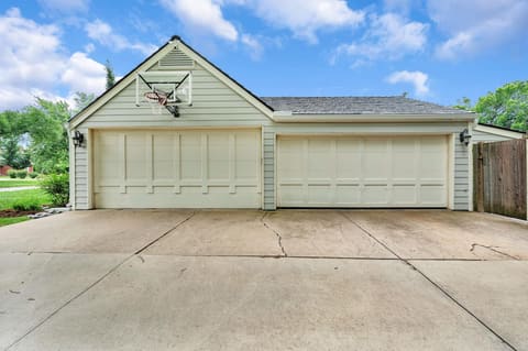 4 N Highland Rd, Eastborough, KS, 67208 photo 34