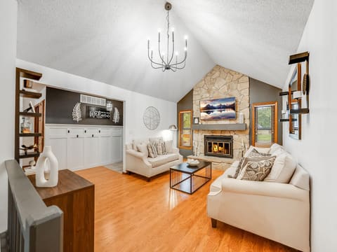 1409 N Wagon Wheel Ct, Derby, KS, 67037 photo 6