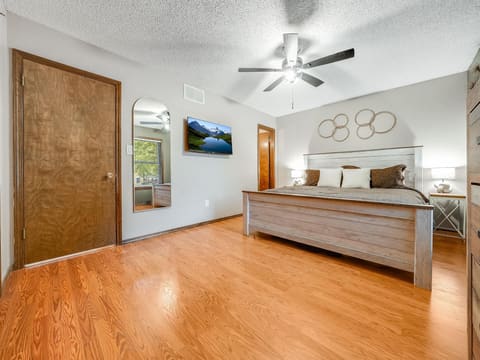 1409 N Wagon Wheel Ct, Derby, KS, 67037 photo 12