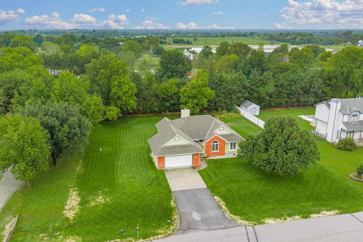 12101 E Moonglow Ave, Derby, KS, 67037