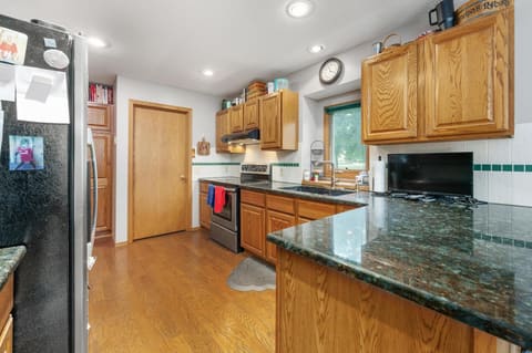 12101 E Moonglow Ave, Derby, KS, 67037 photo 8