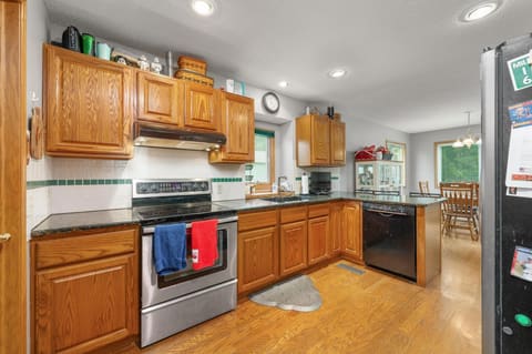 12101 E Moonglow Ave, Derby, KS, 67037 photo 10