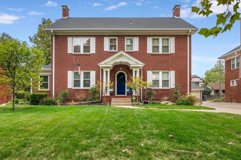211 N Pershing Ave, Wichita