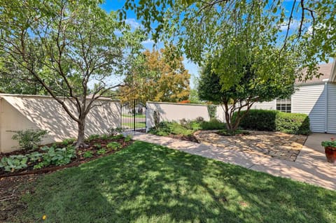 814 N Woodridge St, Wichita, KS, 67206 photo 5