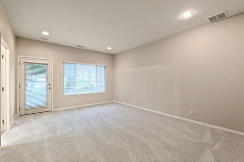 814 N Woodridge St, Wichita, KS, 67206 photo 24