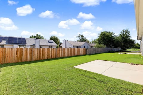 1748 S Goebel, Wichita, KS, 67207 photo 33