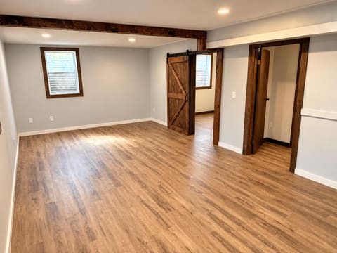 8232 N Prairie Lake Rd, Moundridge, KS, 67107 photo 11