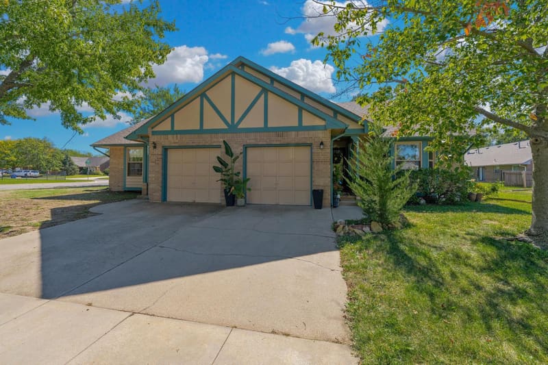 9325 E Funston, Wichita