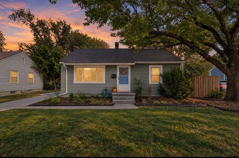 932 N Ridgewood, Wichita
