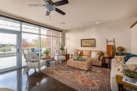 515 S Main St Apt 203, Wichita, KS, 67202 photo 10