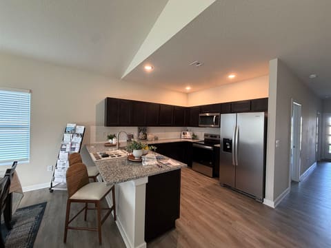 2102 S Colt Pl, Haysville, KS, 67060 photo 10