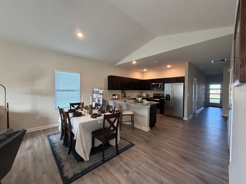 2102 S Colt Pl, Haysville, KS, 67060 photo 12