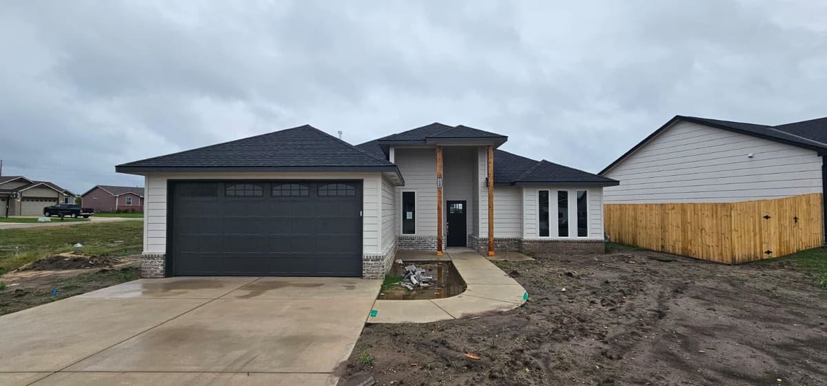 728 N Red Bud Ave., Valley Center, KS, 67147