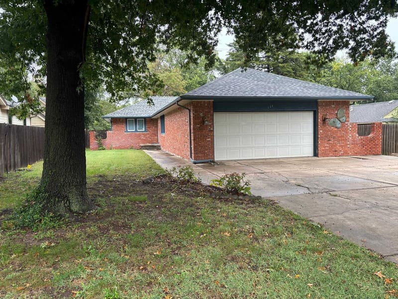 134 S WESTFIELD, Wichita