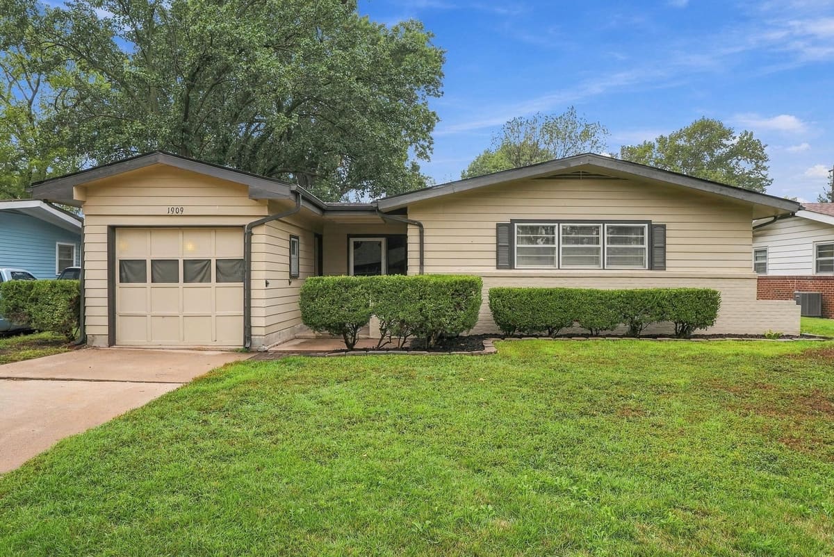 1909 N High St., Wichita, KS, 67203